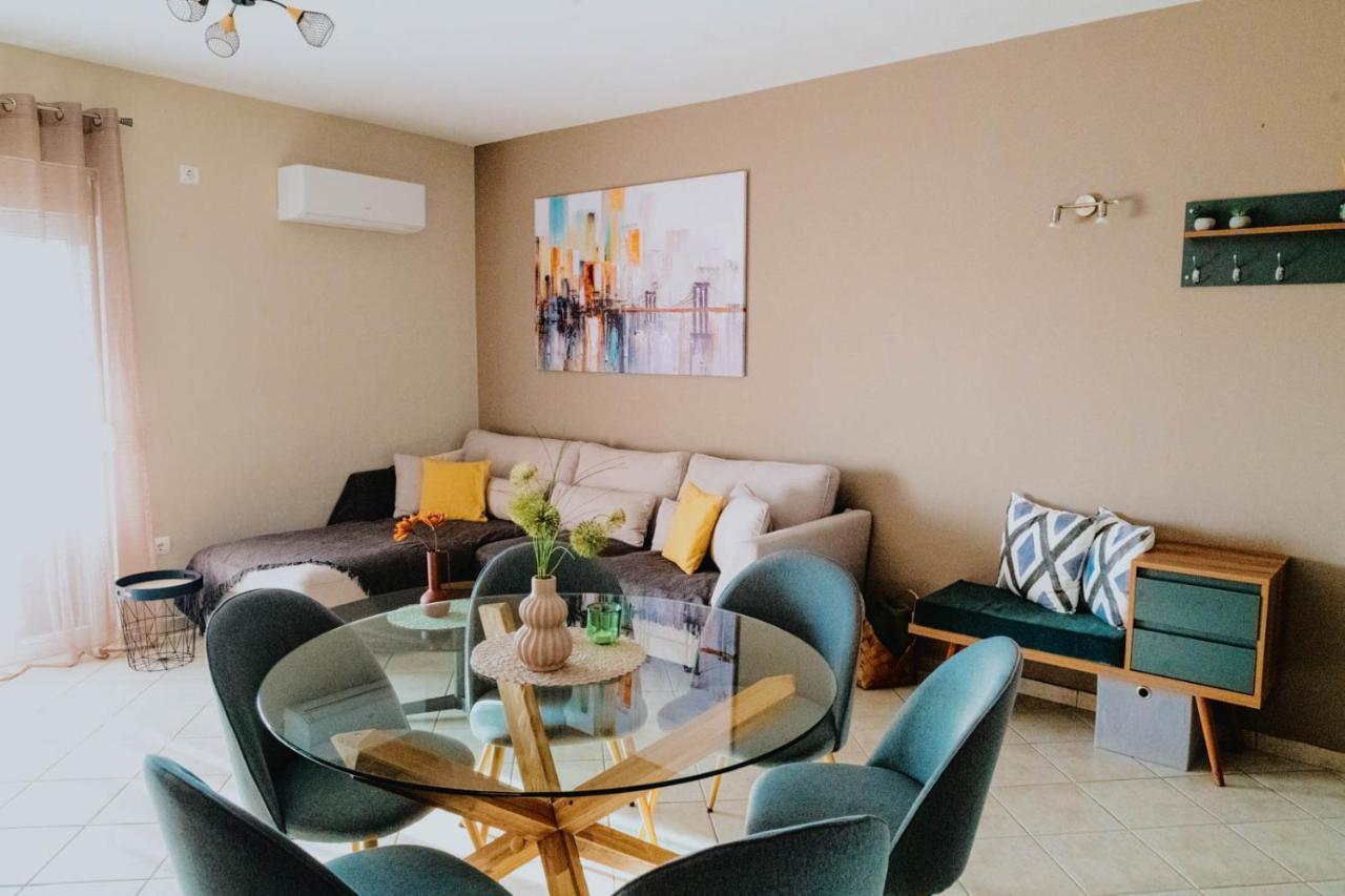 Sunny Days Apartment อเล็กซานโดรโพลิส ภายนอก รูปภาพ